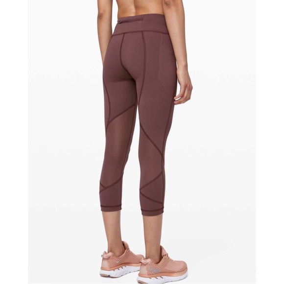 LULULEMON Pace Rival Crop *22" Running Workout Leggings in Cherry Cola Size 2 - Picture 1 of 16